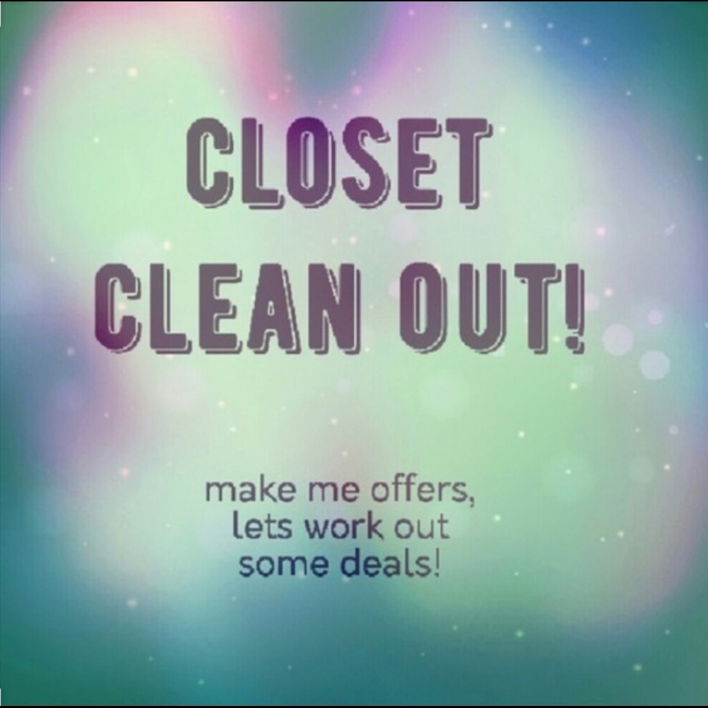 ⭐️CLEAR OUT MY CLOSET⭐️ - Picture 1 of 1